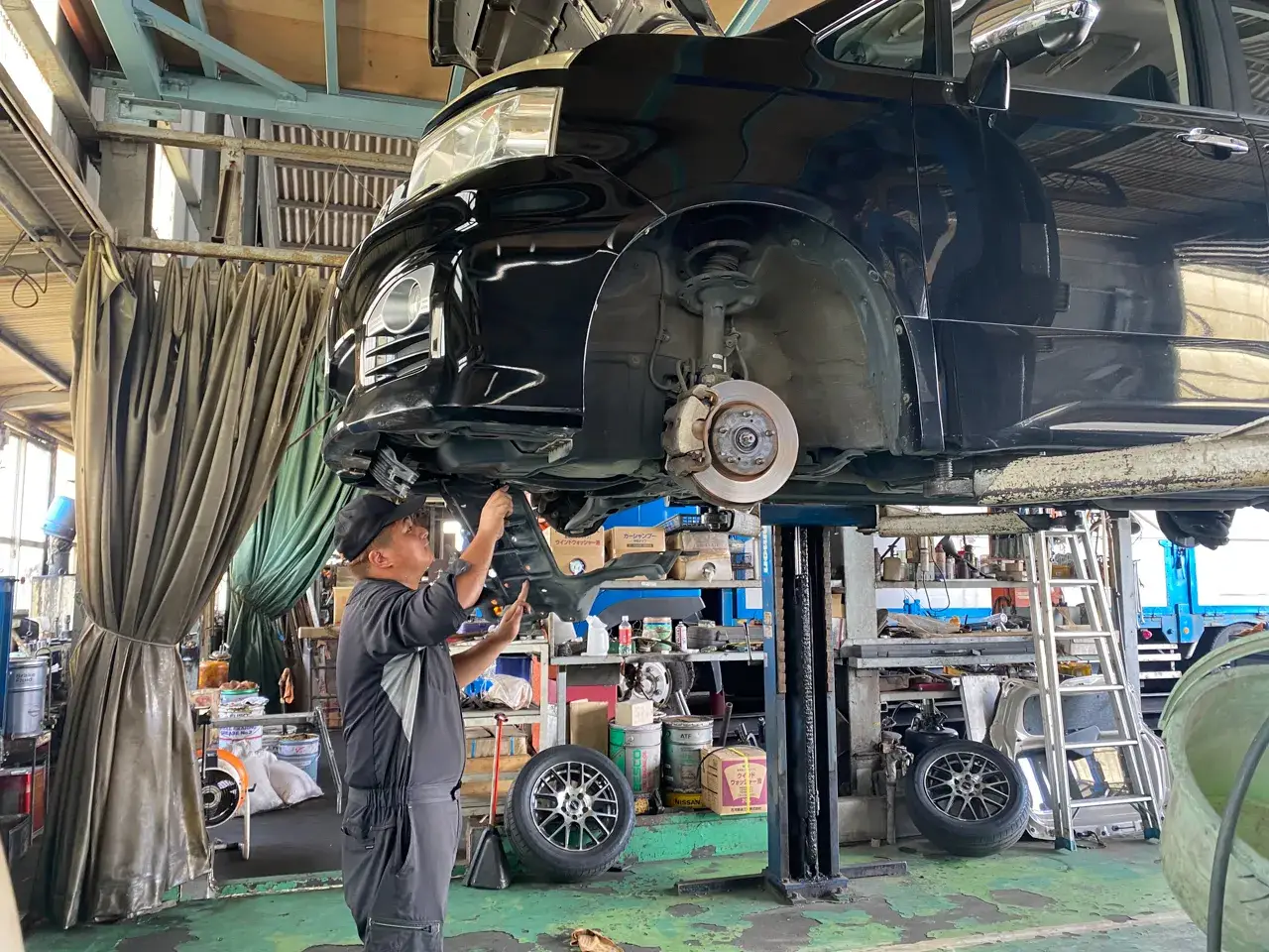 車検の様子